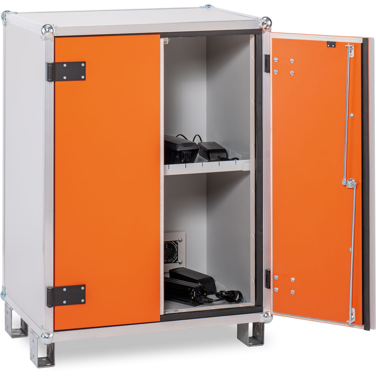 711904_1 Li-SAFE Akku-Ladeschrank 8/10 lockEX Premium Plus, 3-ph, mit Rauchmelder, Steckdose, Lüftung, Füßen